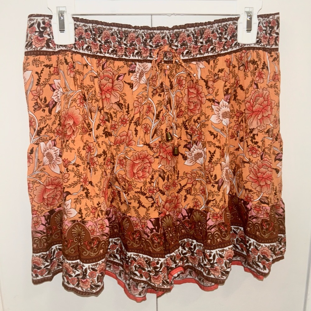 New Umgee Floral Print Orange & Brown Shorts Elastic Waist Relaxed Fit NWT